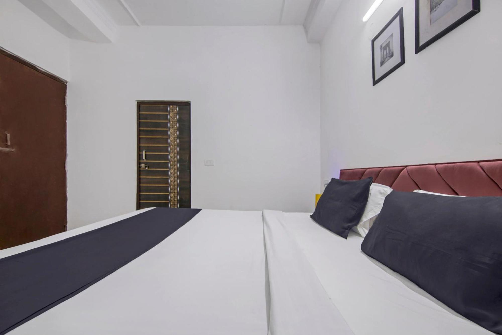 Hotel O Relax New Delhi